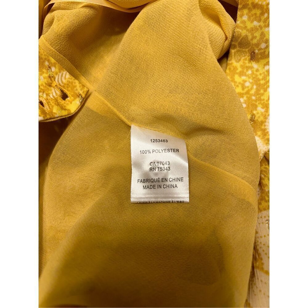Cupcakes & Cashmere Size Small Halter Top Yellow Gold Flecks Floral - Picture 7 of 10